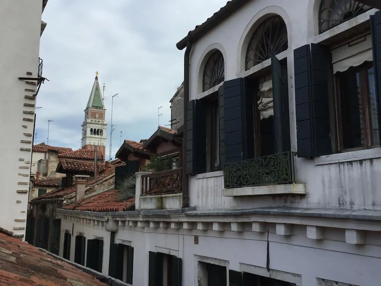 Attic In San Marco Apartamento Venecia